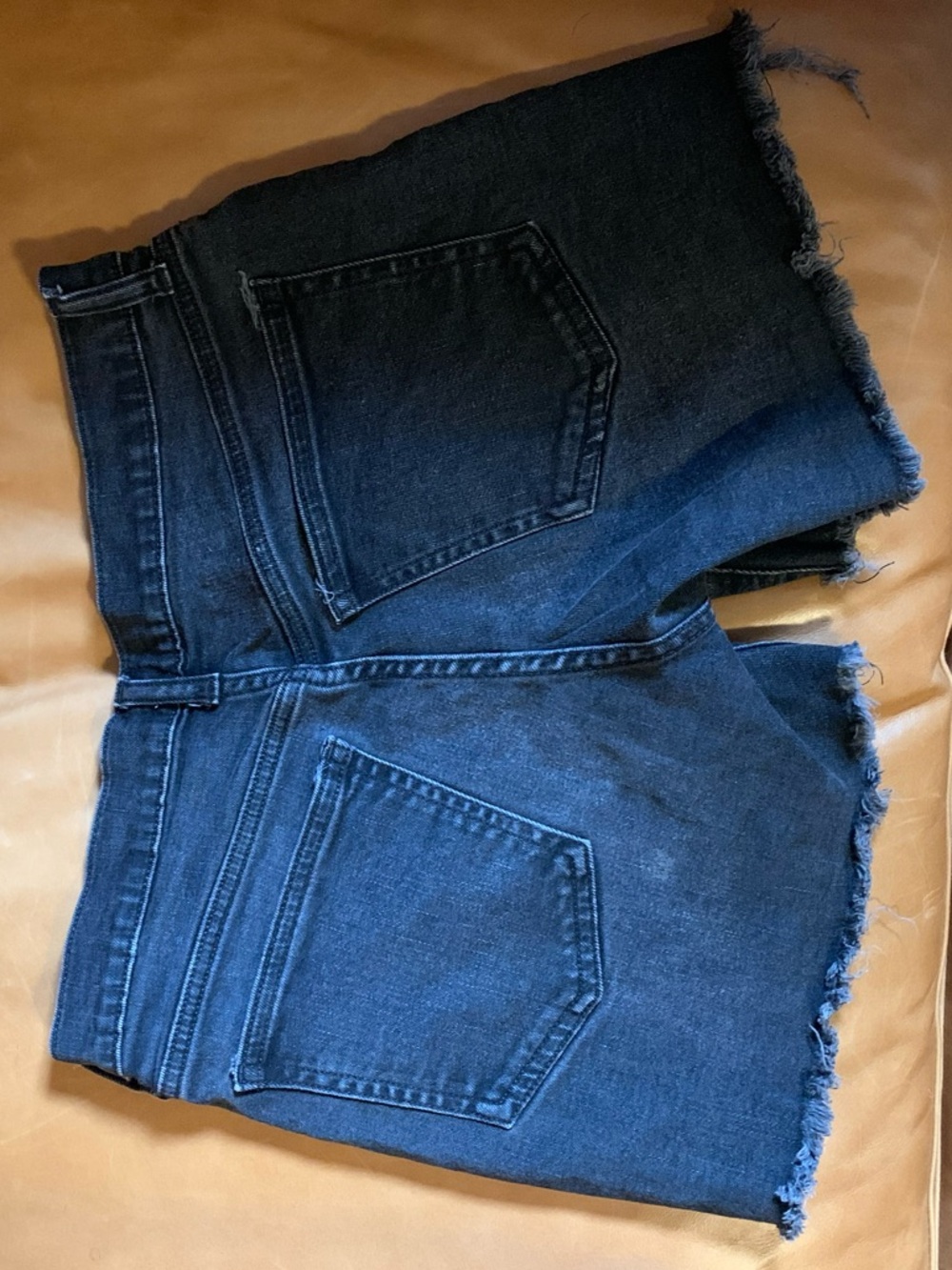 GAP - Washed Black Denim 5” Cutoff Shorts - Mid Rise
